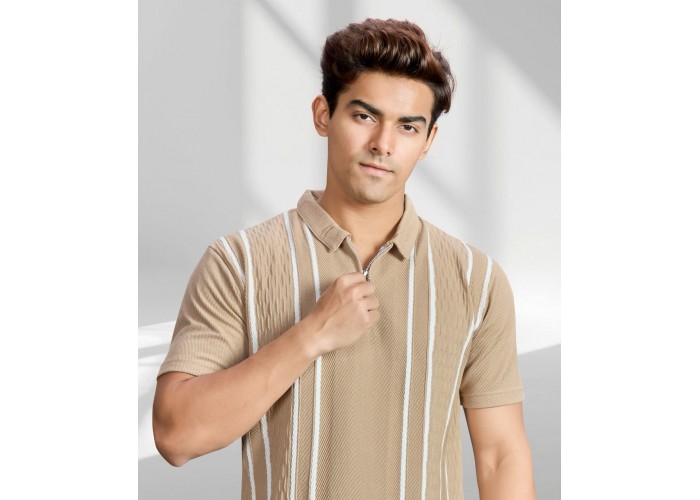 COLLAR T SHIRT